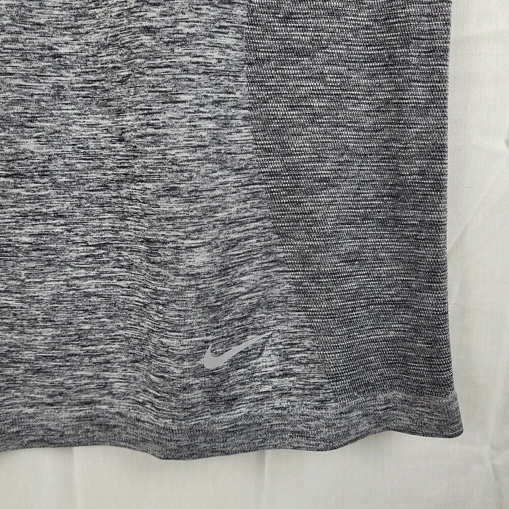 Nike Womens Dri Fit Gray Short Sleeve Round Neck Pullover Activewear Top Sz M - Picture 3 of 8